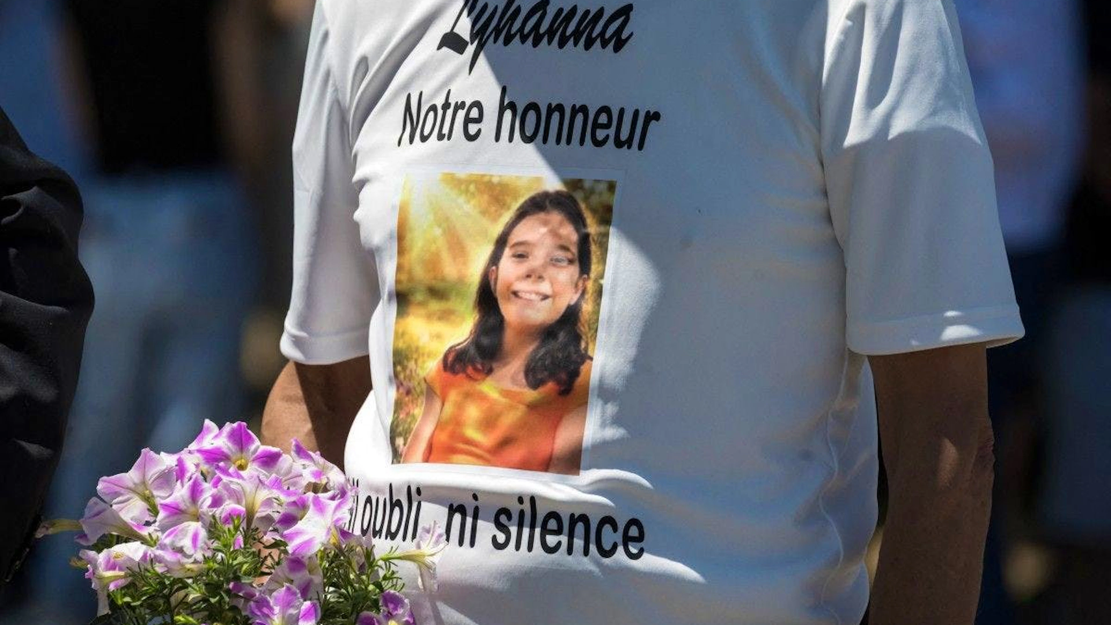 Émotion et recueillement à Fleurance pour les obsèques de Lyhanna — free download